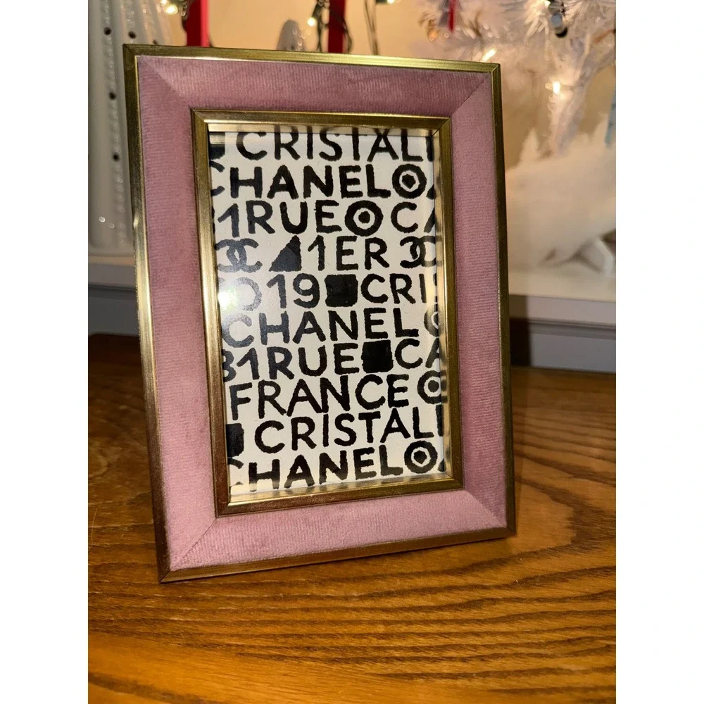 Pink Velvet Gold Trim Chanel Paris Rue Cambon‎ Style Photo Frame Display
